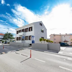 Crnekovic Iii , Baška Kroatien